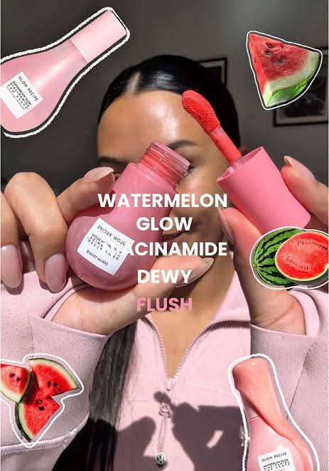 Glow recipe blush ب نياسنميد و هليورنيك يعني بلاشر مرطب علاجي ب جلو رهيب