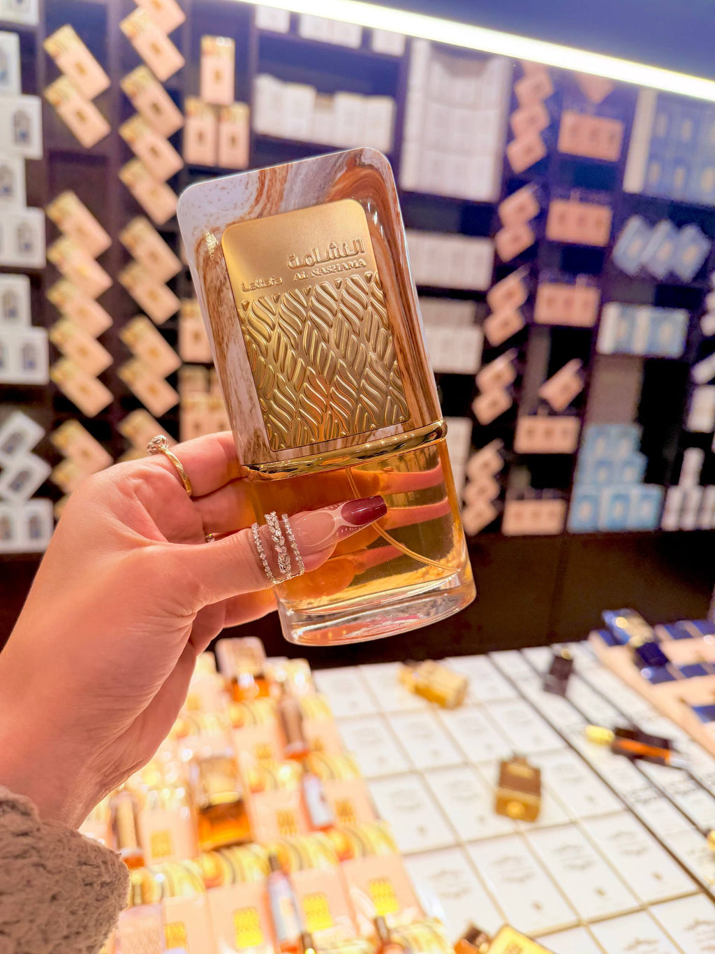 عطر نشامة من عطور لطافة