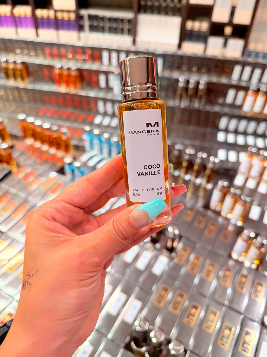 عطر كوكو فانيلا من مانسيرا حجم ٤٥ مم