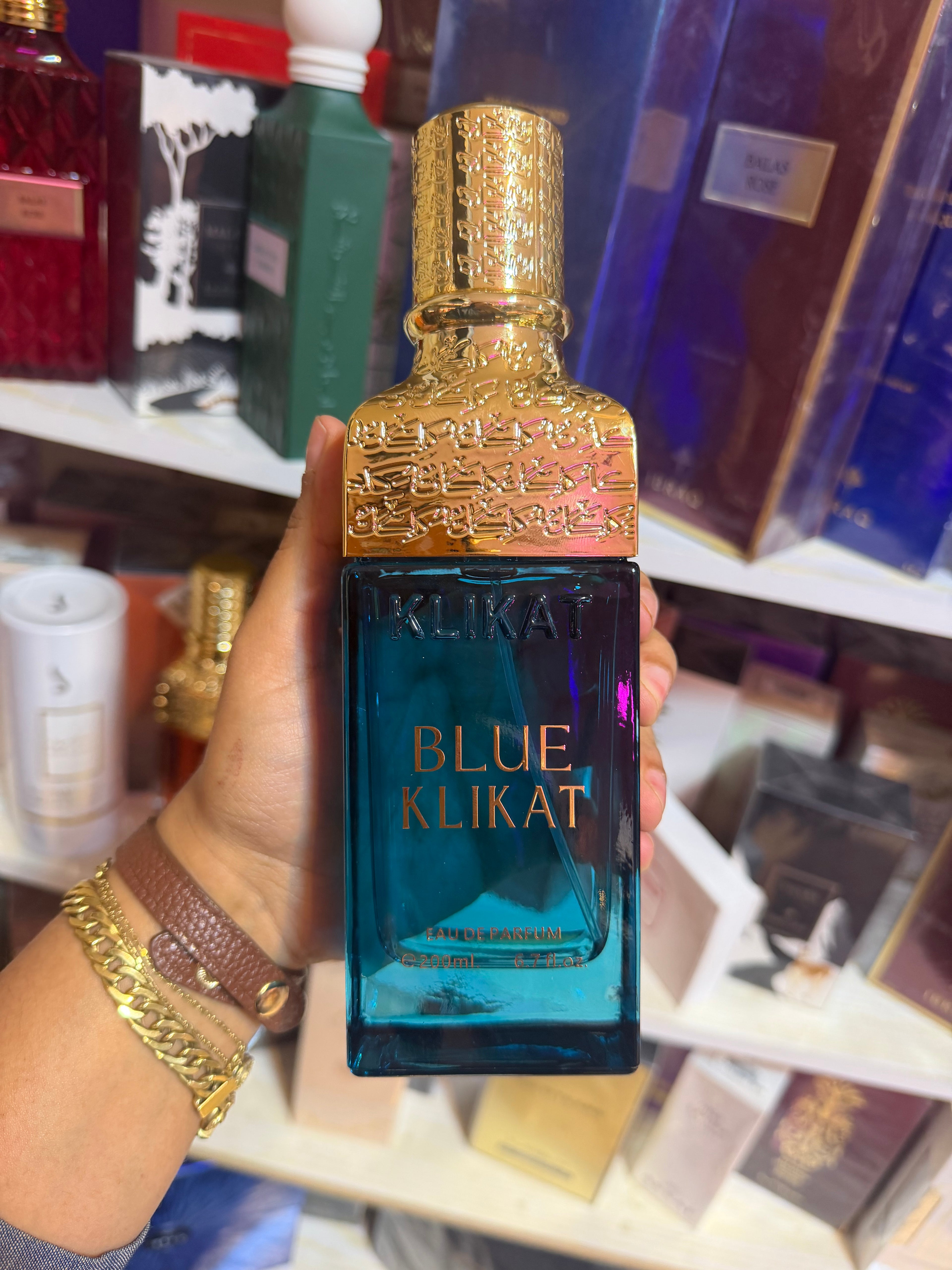 عطر كلكات بلو من العز للعود 🇸🇦