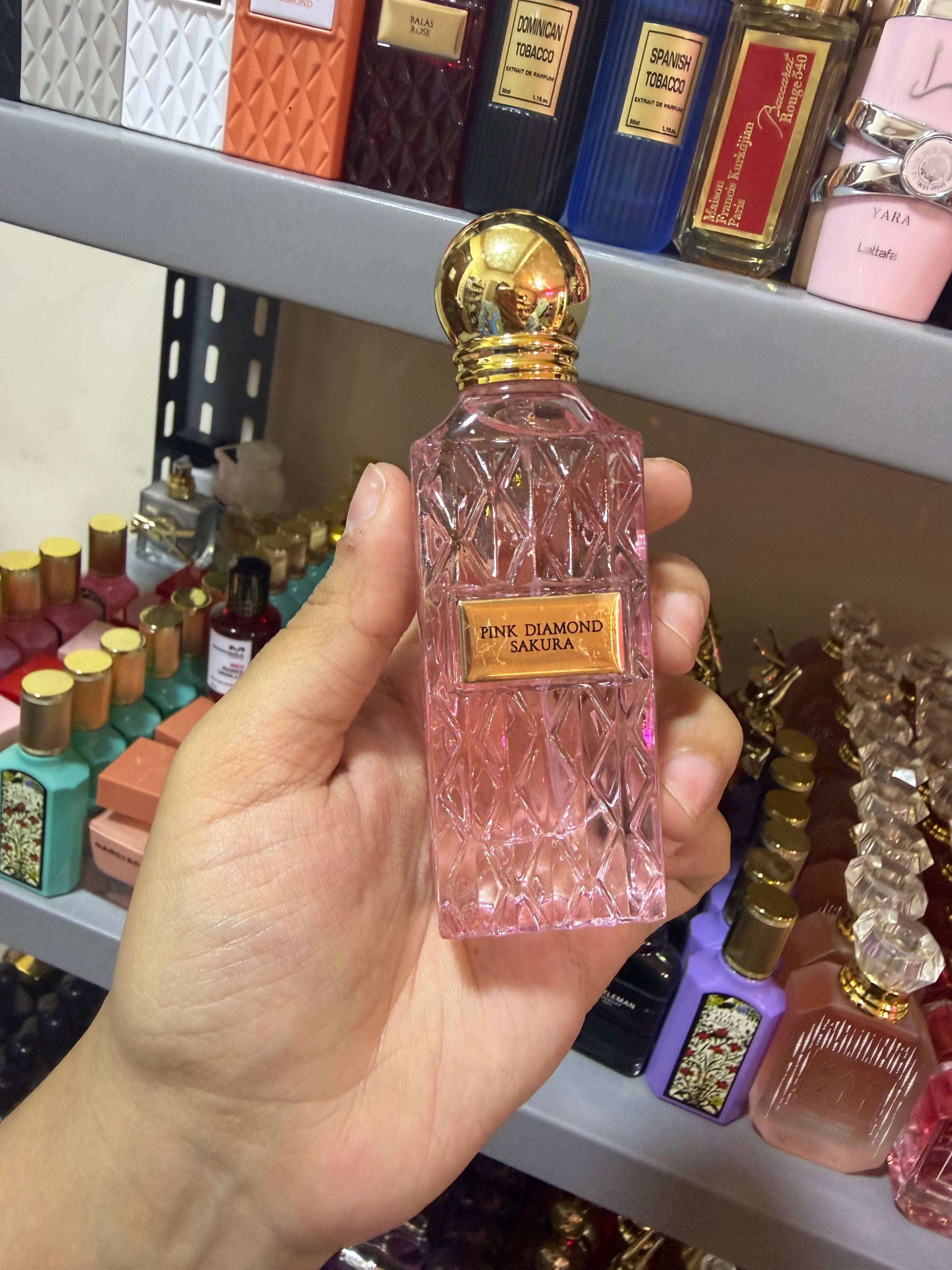 Pink sakura 30 ml ابراق