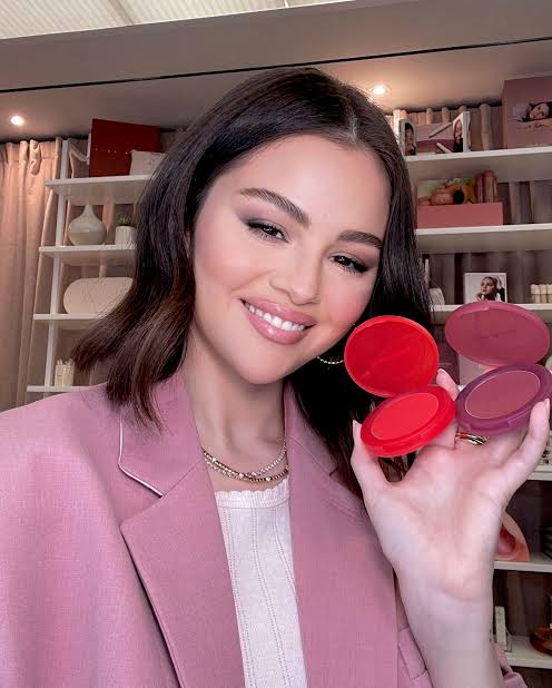 Rare beauty matte bouncy blush
