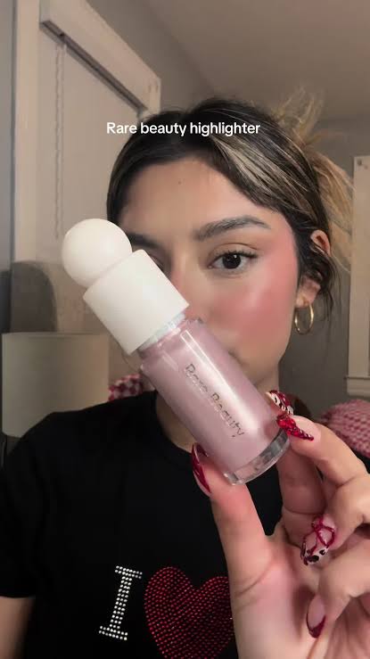Highlighter rare beauty